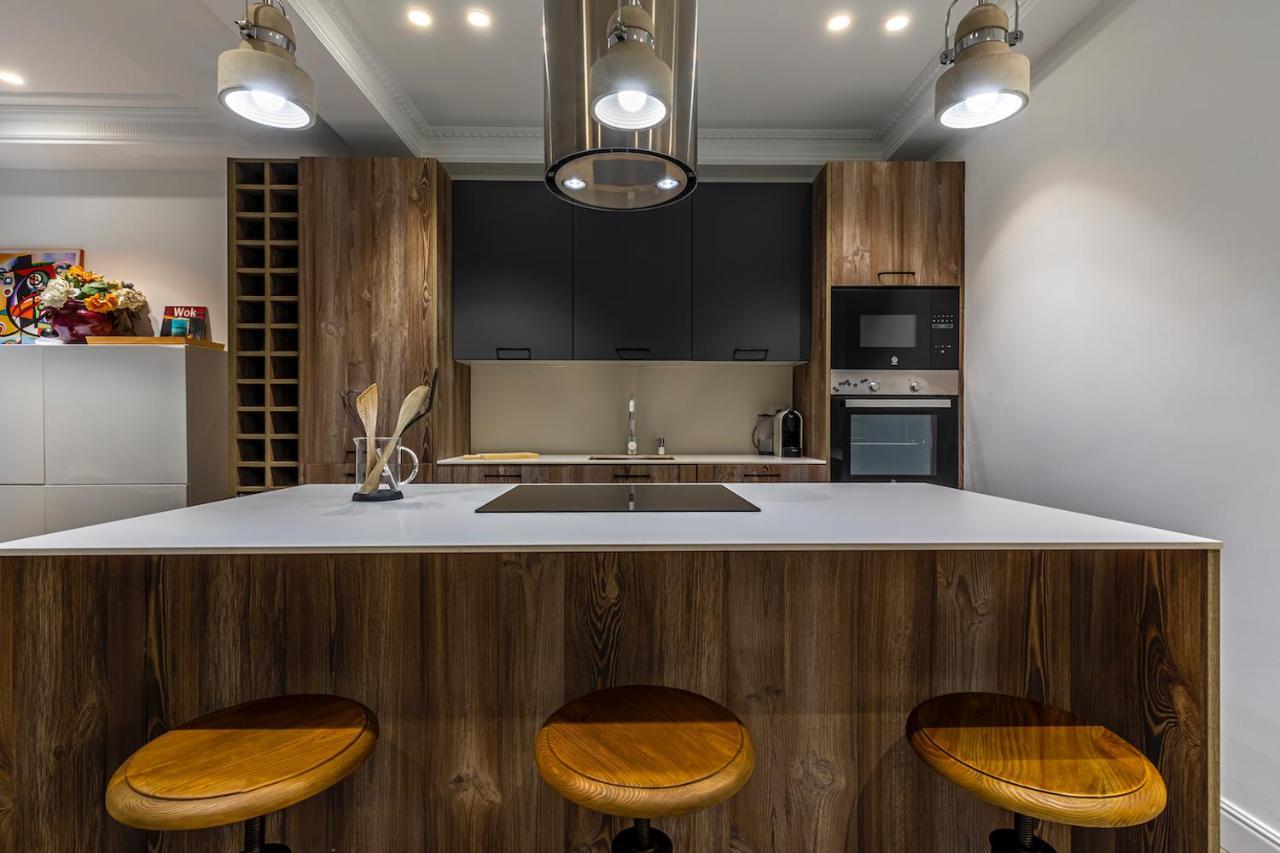 110 M2 Central Apartment In Abando Close To Guggenheim With Parking Bilbao Exterior photo