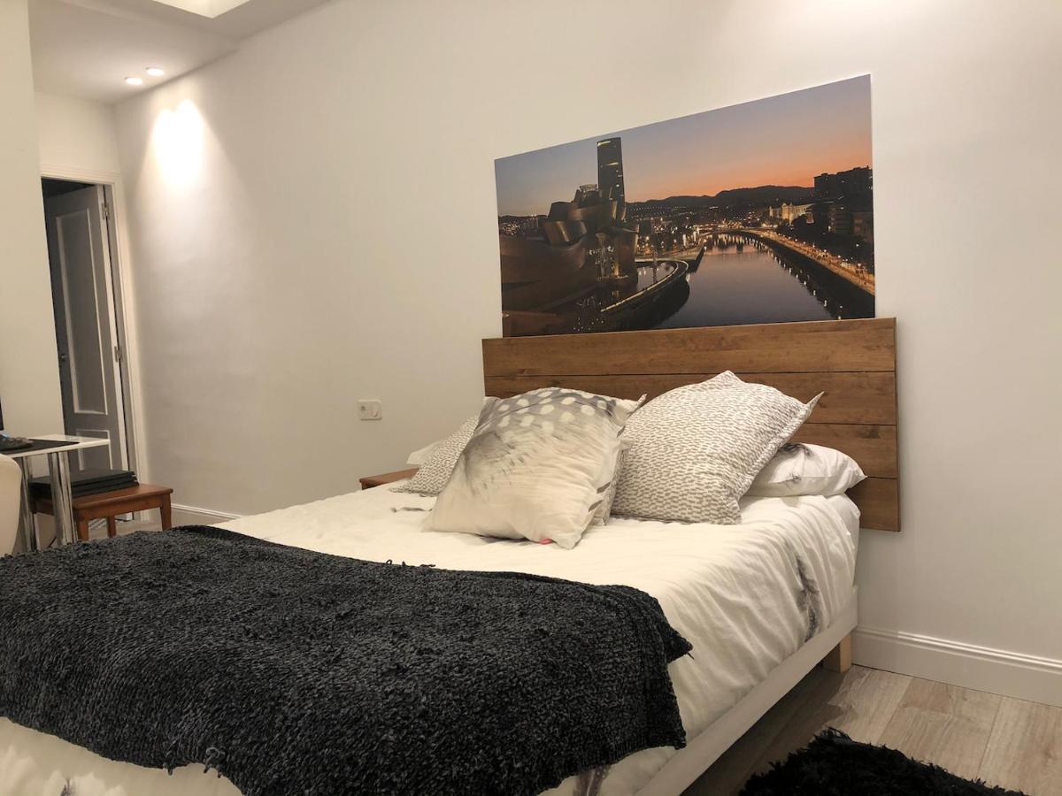 110 M2 Central Apartment In Abando Close To Guggenheim With Parking Bilbao Exterior photo